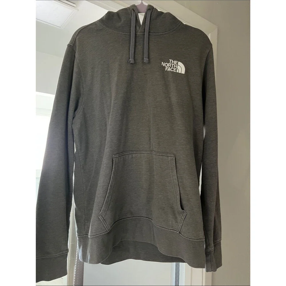 The North Face Gray Pullover Hoodie Sweatshirt. Size Large.